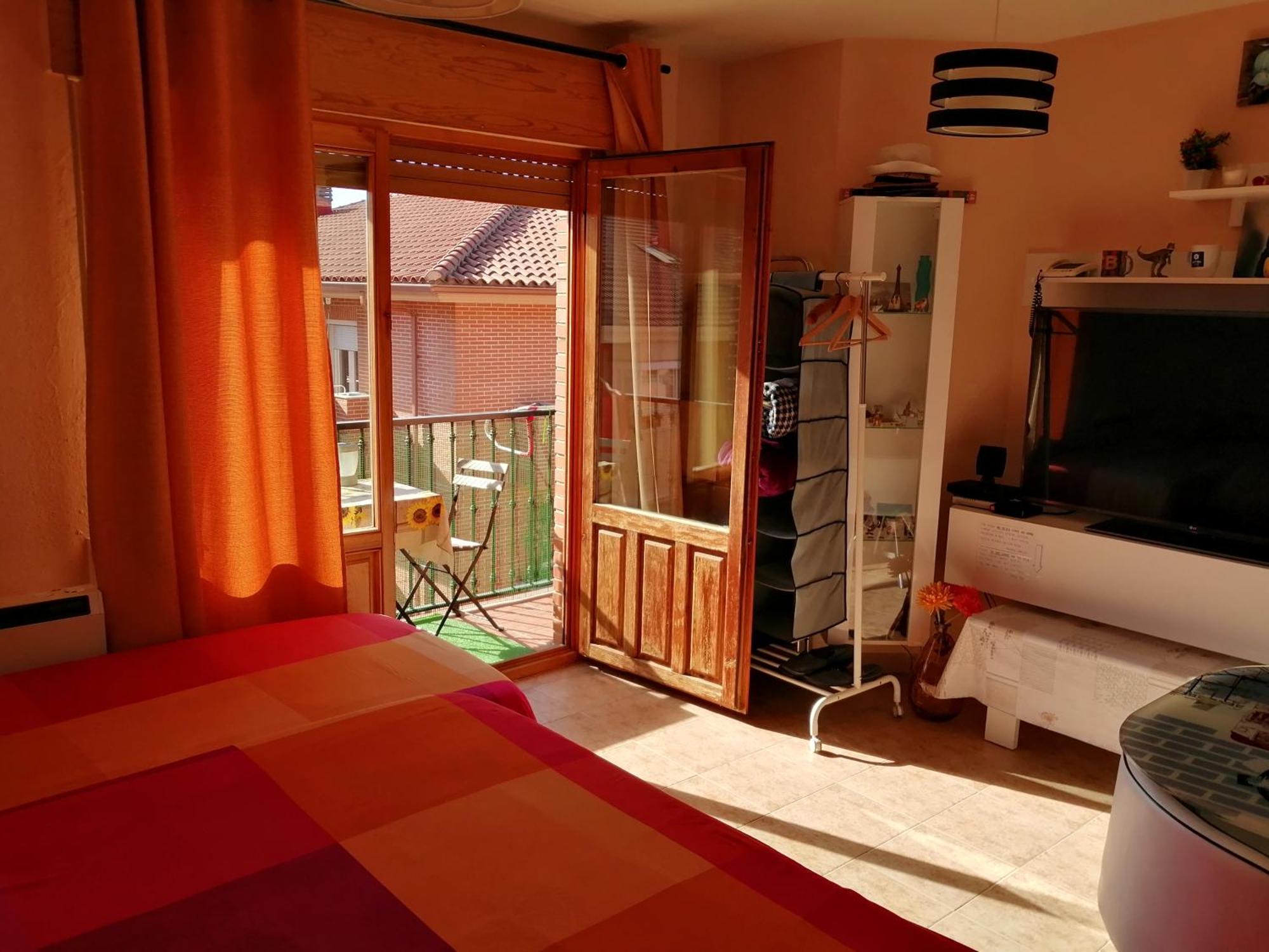 Habitación privada, siéntete como en tu casa Manzanares El Real Exterior foto